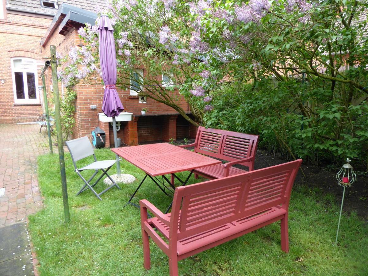 Grossstrasse 18 B Apartment Leer